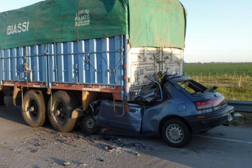 Choque fatal en Autopista Rosario - Córdoba altura Amstrong (Foto: Telam)