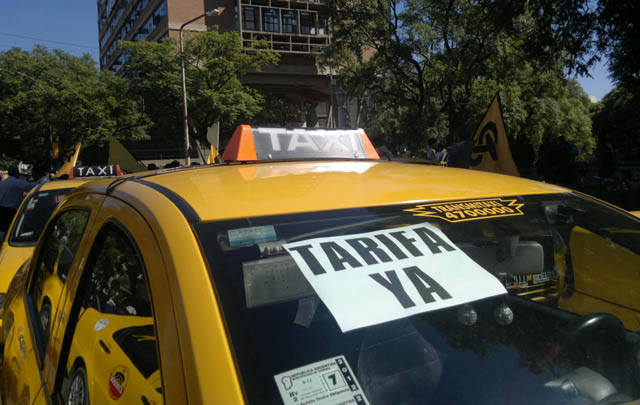 Taxi: tarifa ya (Foto: Cadena3)