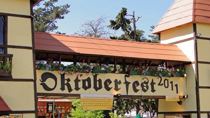 Entrada a la Fiesta Nacional de la Cerveza Oktoberfest - Foto elsitiodelavilla